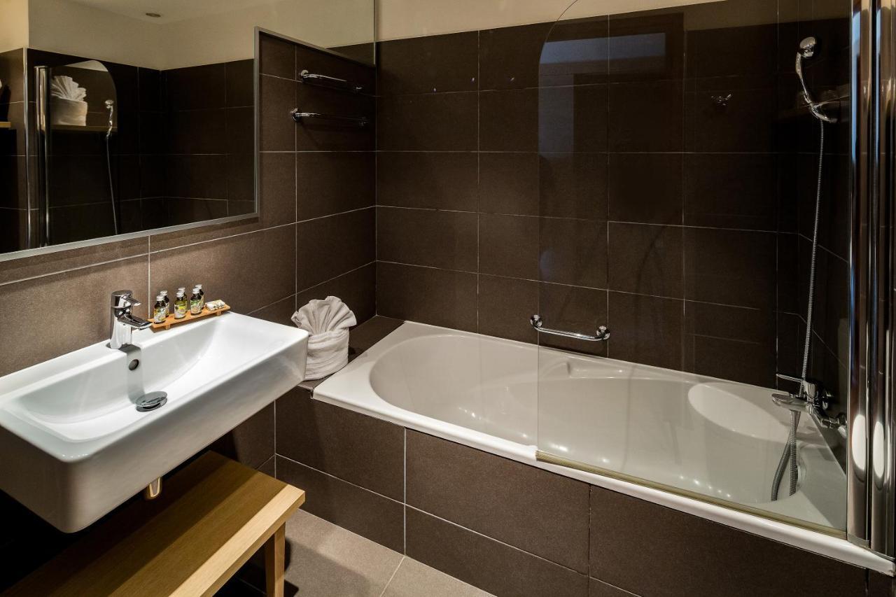 Helios & - Ile Des Embiez Hotel 4*